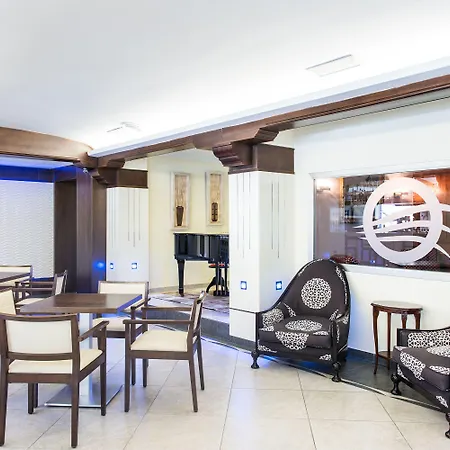 Torre Azul & - Adults Only Готель 4*