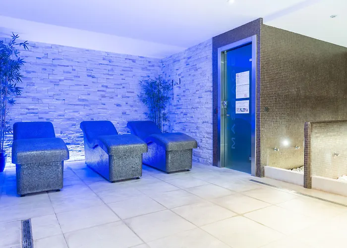 Torre Azul & - Adults Only